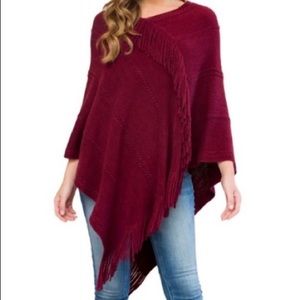 π₯NWTπ₯ burgundy soft fringed poncho